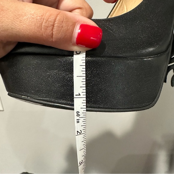 Report Signature Targee Black Fringe Platform Leather Pumps Size 8 - Picture 13 of 16